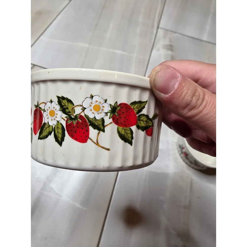 Sheffield‎ Strawberries n Cream Stoneware Ramekin Souffle Dish Set of 3 Japan H3